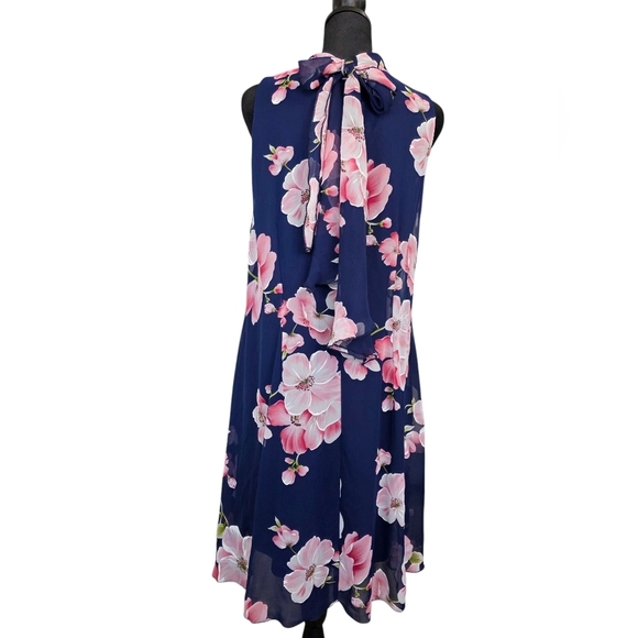 Signature by Robbie Bee Floral Dress | Size 10 | Navy Blue Sleeveless A-Line - Picture 4 of 10